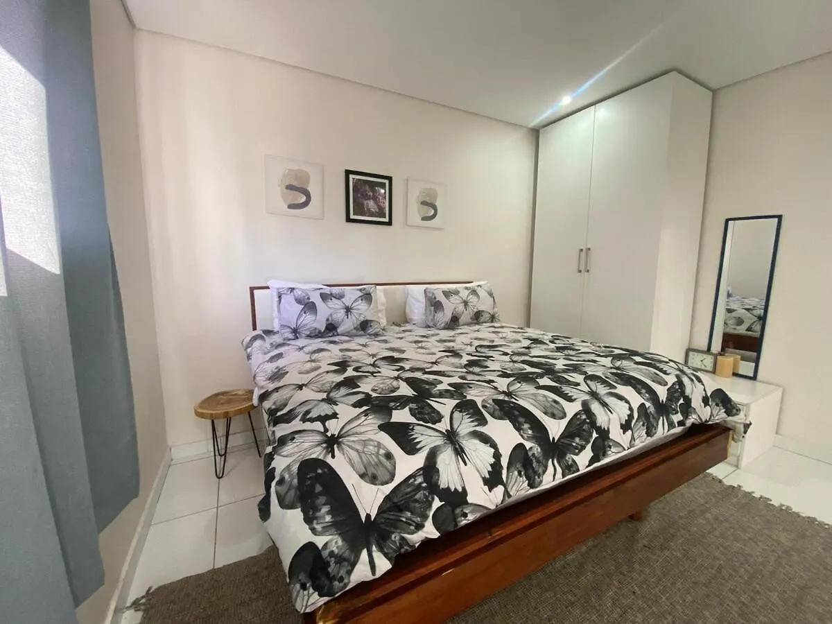 Villa Luxurious Penthouse Getaway ! Tyger Valley